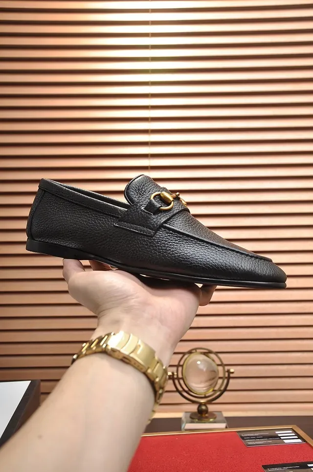 Gucci Horsebit 1955 Black Pebbled Leather Loafers 7