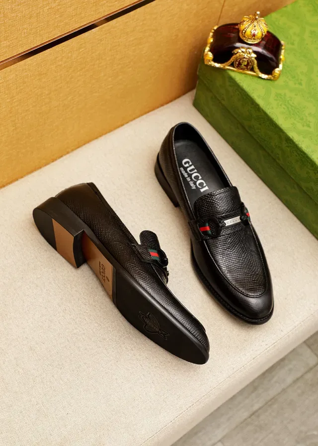Gucci Horsebit 1955 Noir Rouge Cuir Texturé Boucle Loafer 9