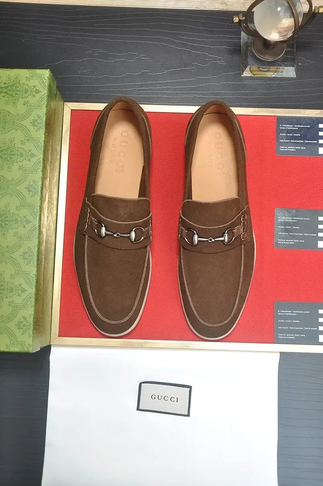 Gucci Horsebit 1955 भूरा सूड लोफर्स 5