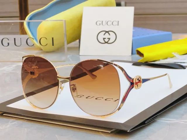 Gucci Horsebit 1955 armação de metal dourado marrom lentes gradient óculos de sol 6