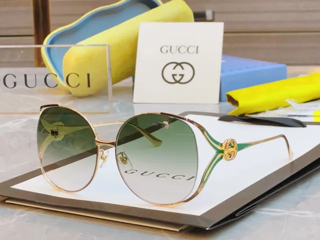 Gucci Horsebit 1955 armação de metal dourado marrom lentes gradient óculos de sol 9