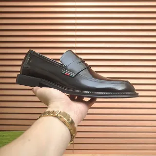 Gucci Horsebit 1955 Loafer 亮面黑色漆皮乐福鞋