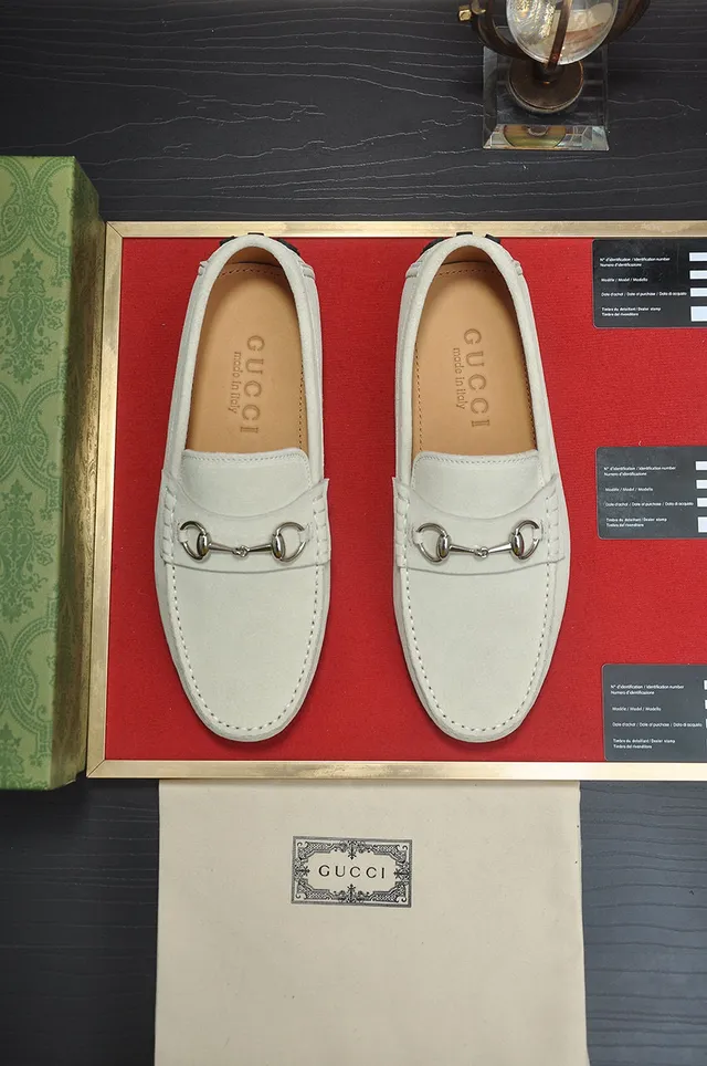 Gucci Horsebit 1955 Off-White mocassins de camurça 2