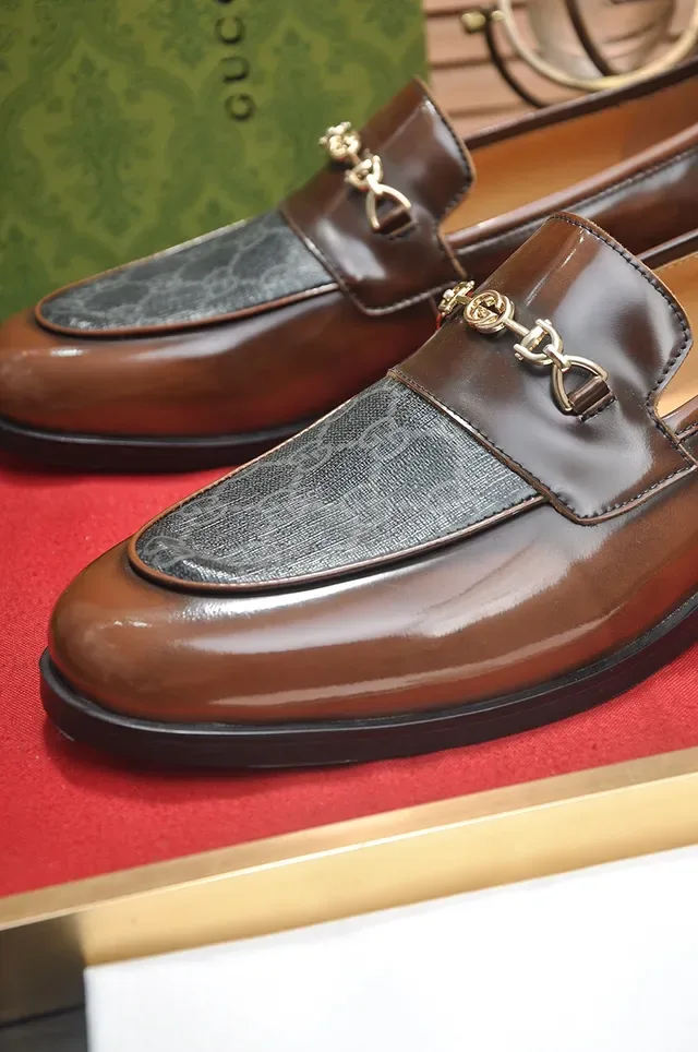 Gucci Horsebit 1955 Two-Tone Brown and Gray Loafers 2