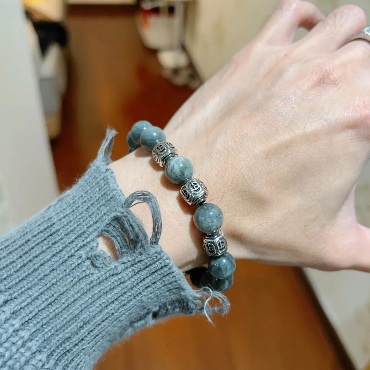 Gucci Interlocking G Stone Bead Stretch Bracelet 3