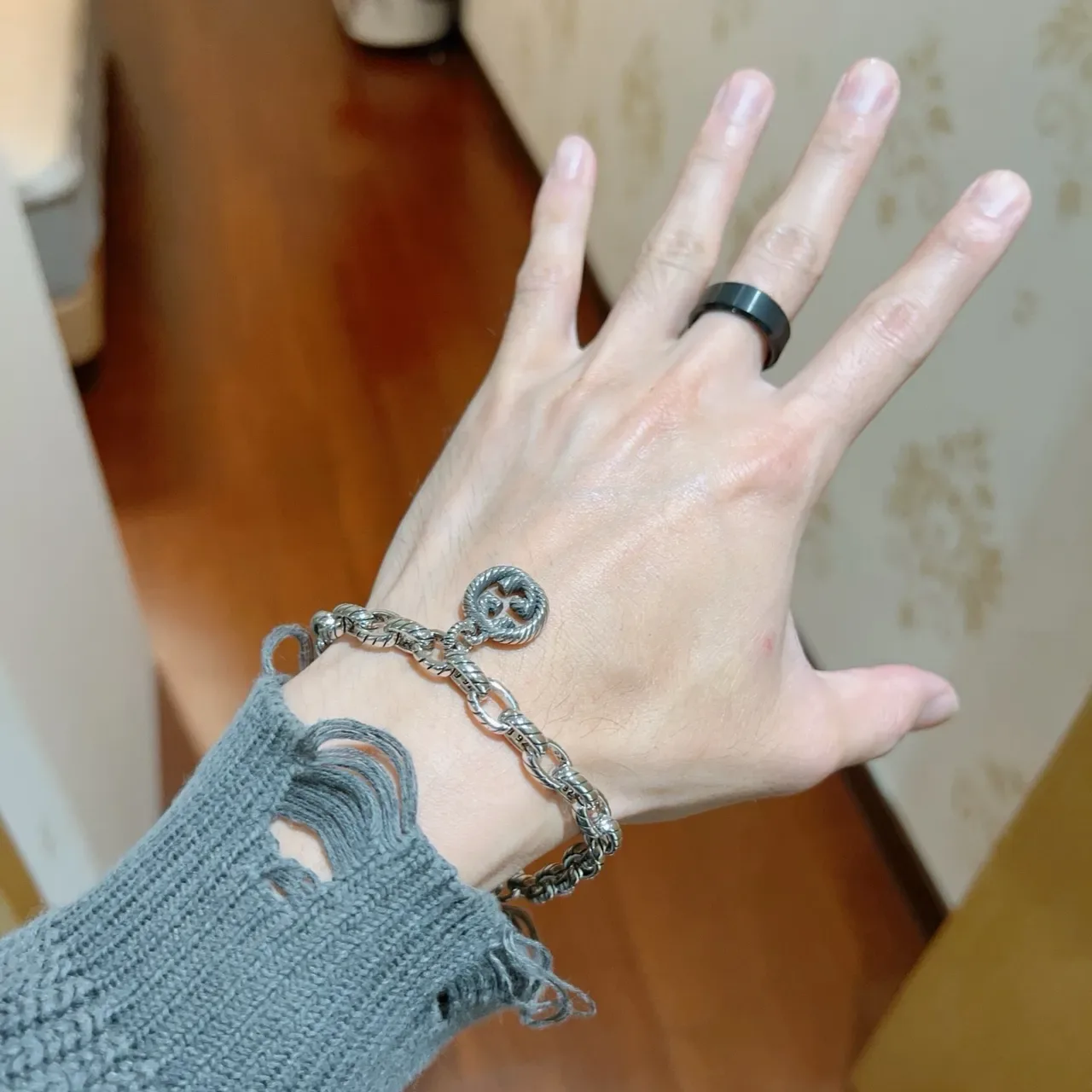 Gucci Interlocking G Twisted-Link Silver-Toned Bracelet 7