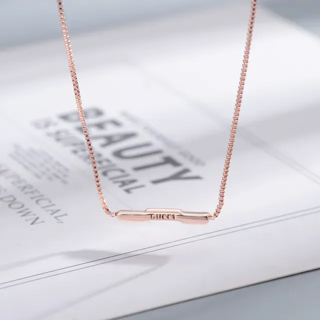 Gucci Logo Bar Pendant सلسلة ذهبية بكس 8