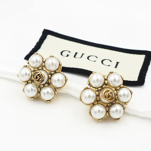 Gucci Pearl Floral Interlocking G Stud Earrings 4