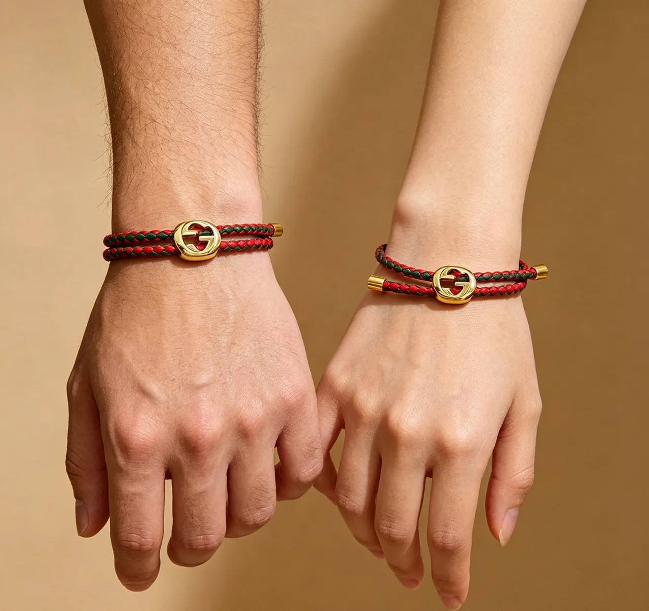 Gucci pulseira de couro trançado vermelho e verde interlocking G Clasp 8