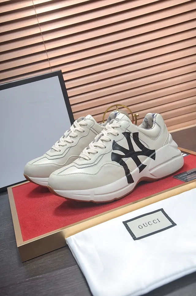 Gucci Rhyton Off-White and Black Chunky Sneakers 7