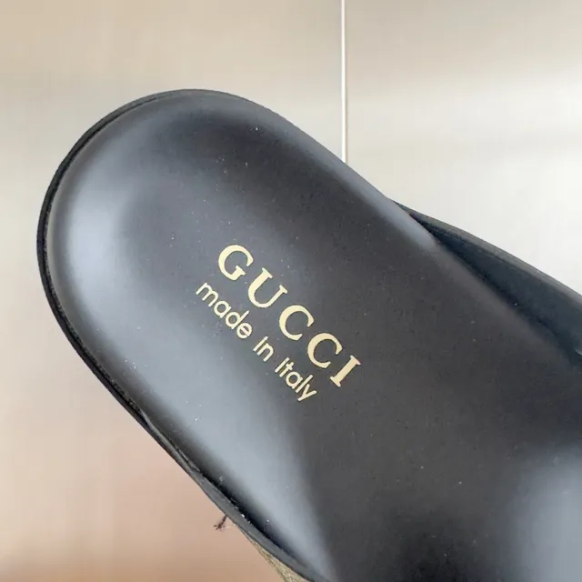 Gucci Screener GG Monogram Beige and Black Slippers 3