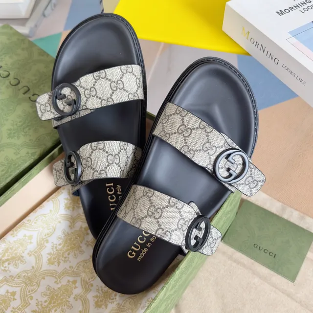 Gucci Screener GG Monogram Beige and Black Slippers 4