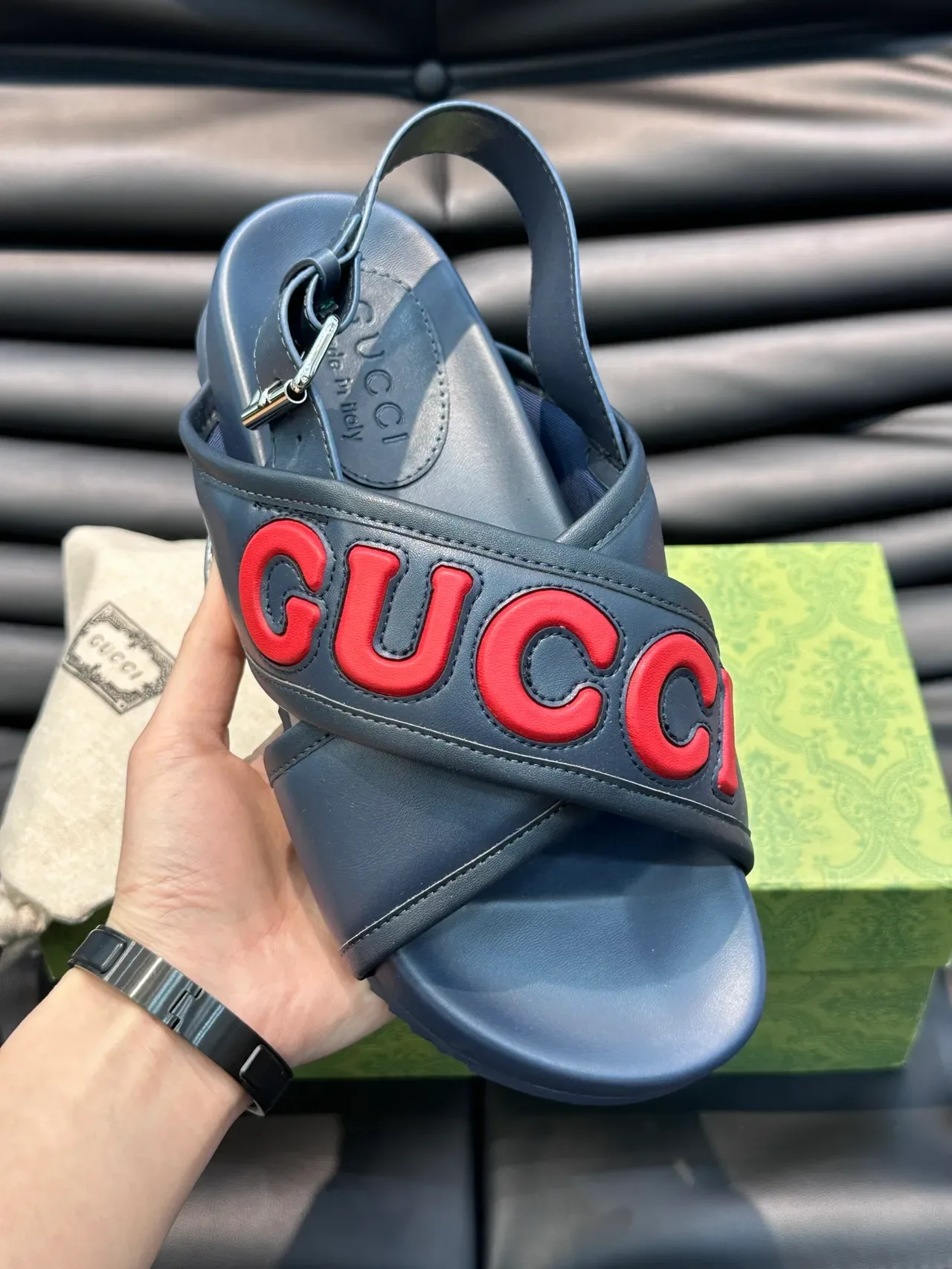 Gucci Screener Logo Sandales Casuales à Bride Croisée 6