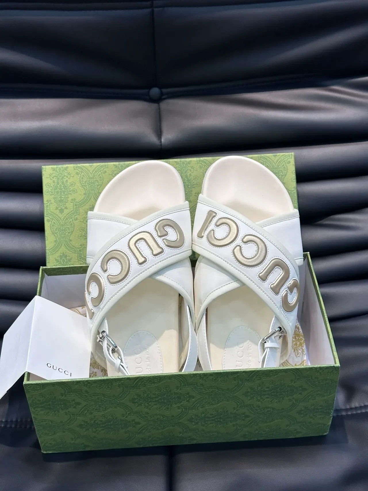 Gucci Screener Logo Sandales Casuales à Bride Croisée 10