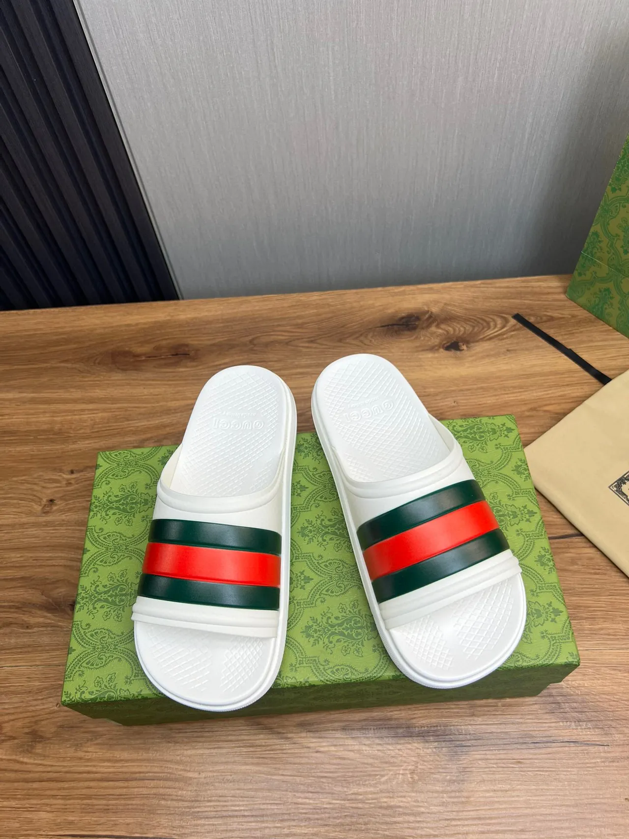 Gucci Screener White Green Red Web Stripe Slippers 2