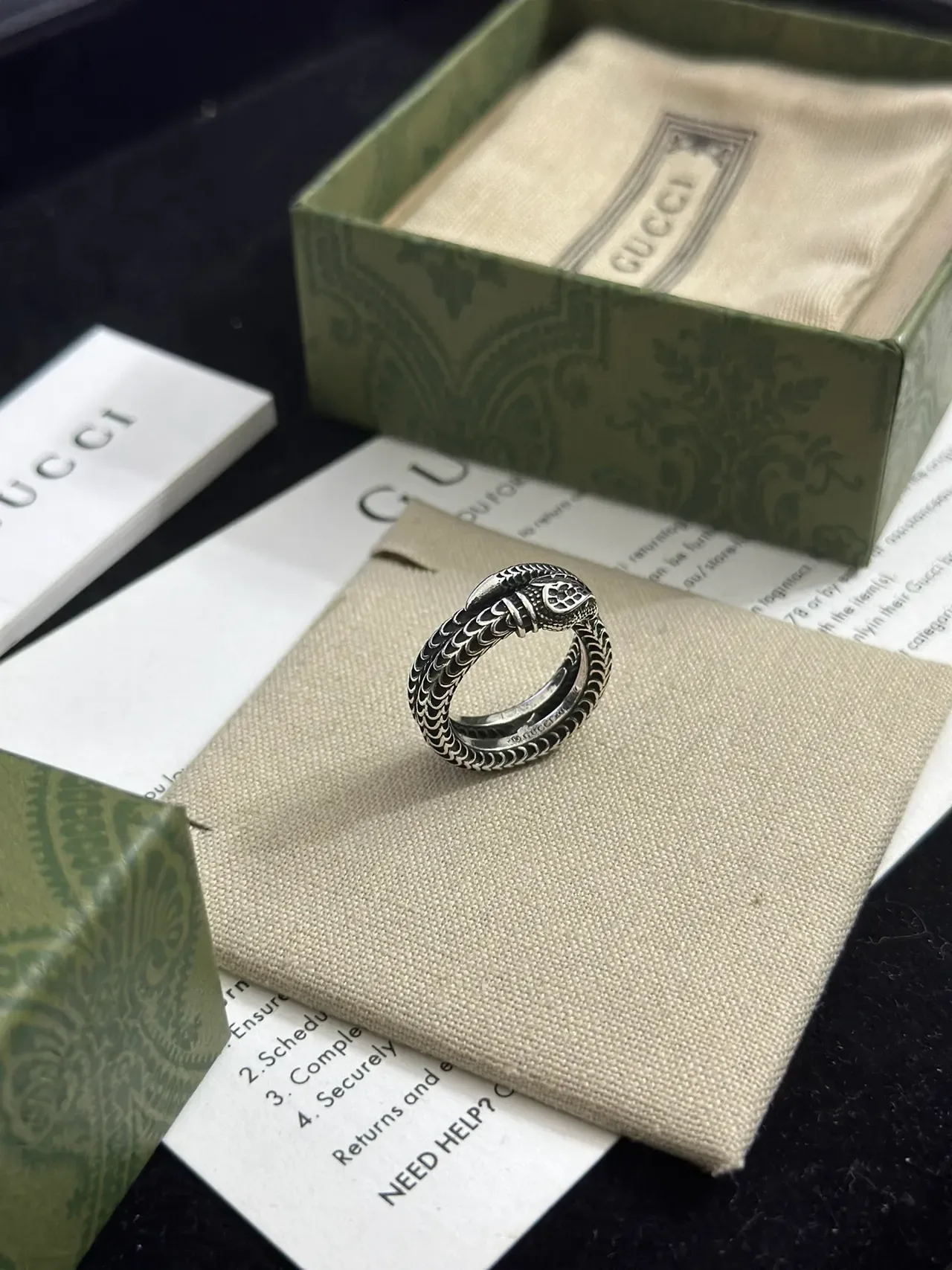 Gucci Serpent Silver Beige Coiled Textured Scale Pattern Ring 4