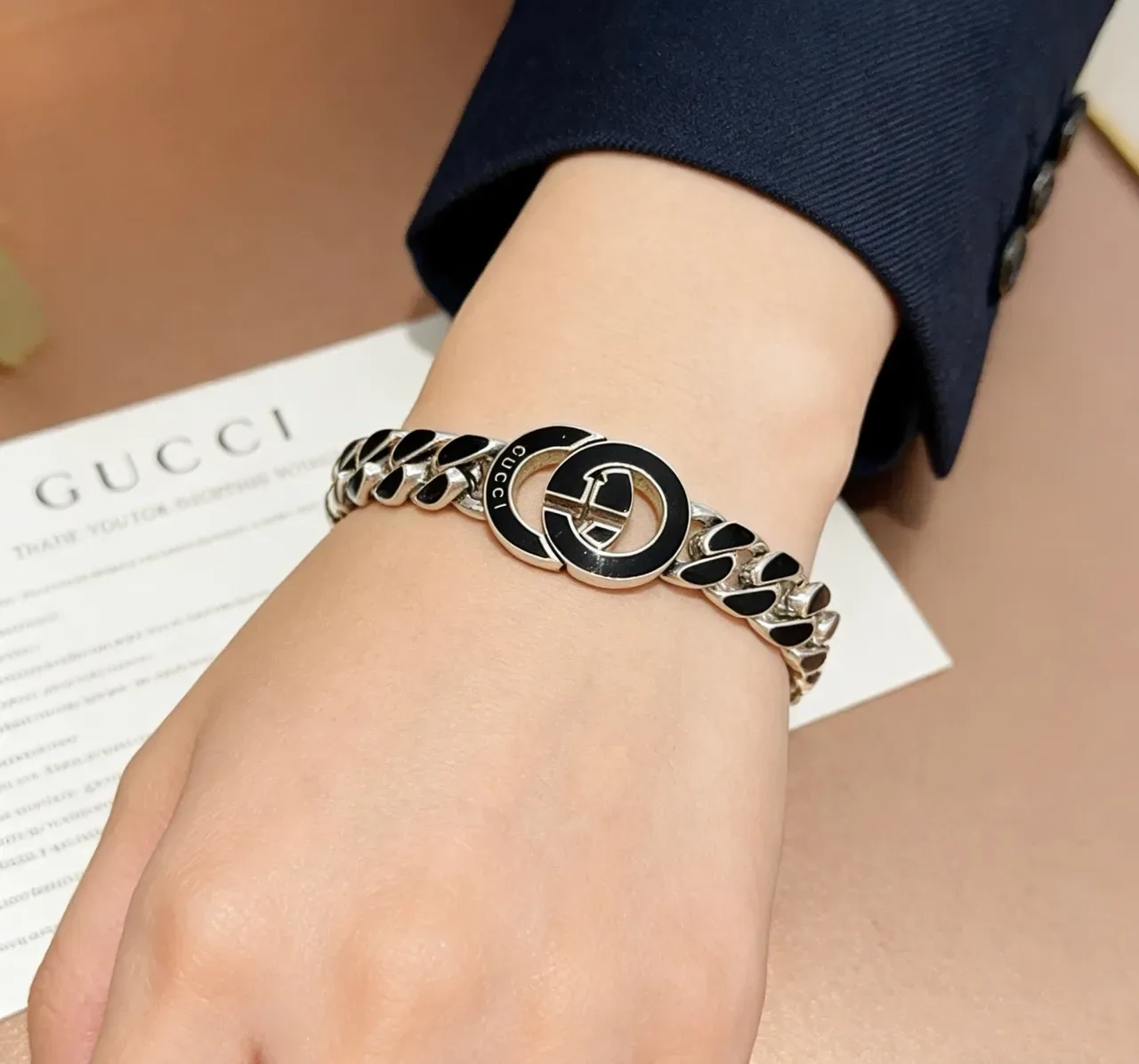 Gucci Silver Black Curb-Link Chain Enamel Inlays Bracelet 9