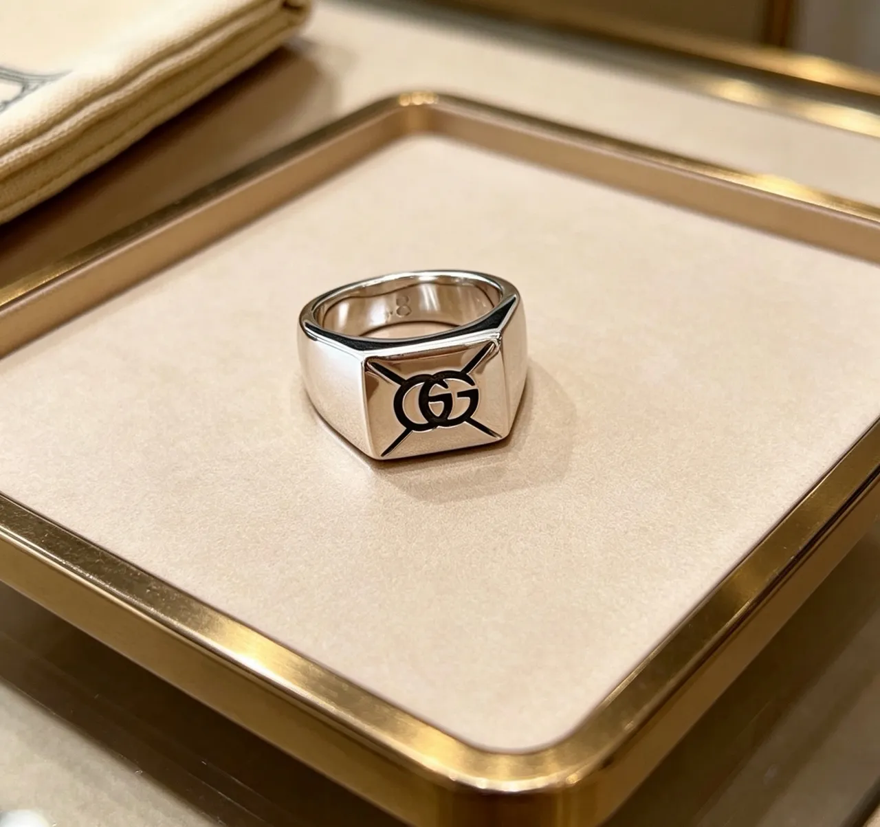 Gucci Silver Black Square Signet Polished Ring 9