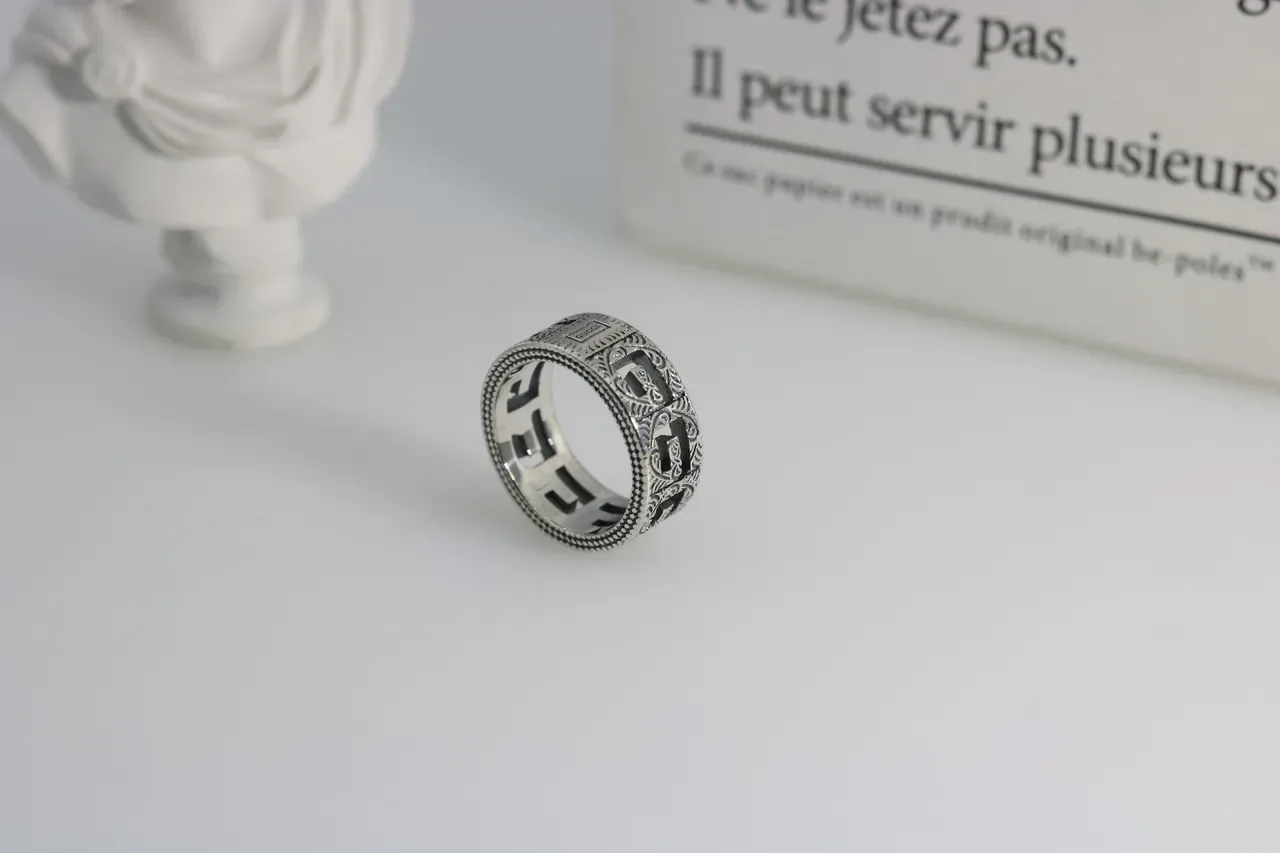 Bague Gucci Argent Noir Large Bande Gravée Motif Clé Grecque 2