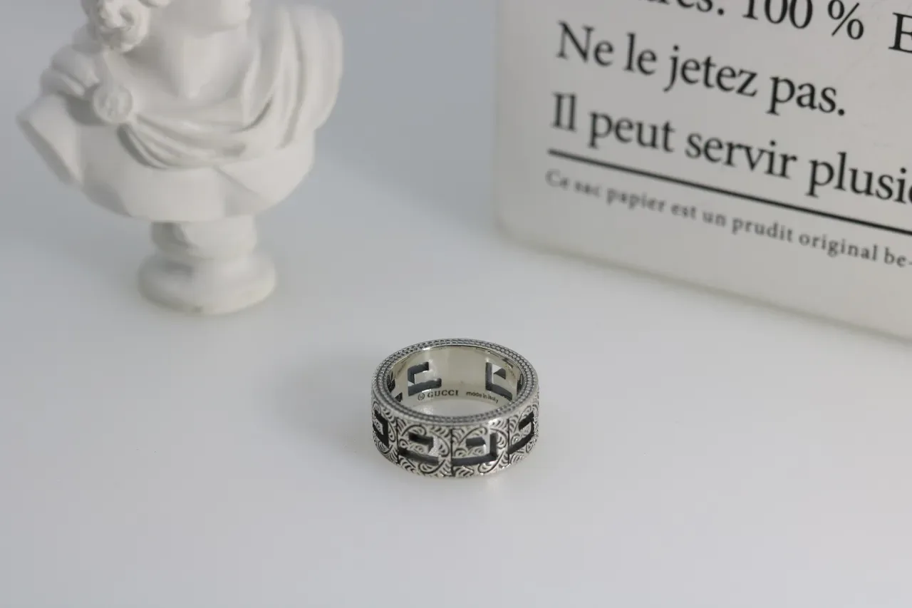 Bague Gucci Argent Noir Large Bande Gravée Motif Clé Grecque 7