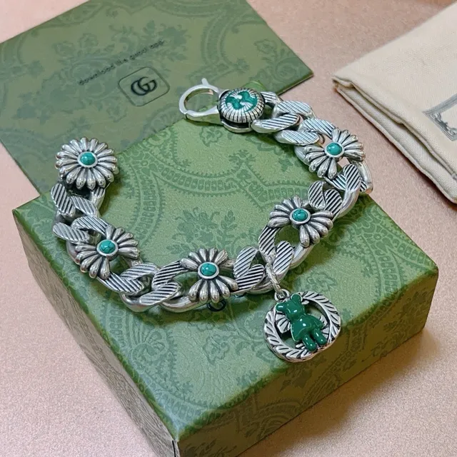 Gucci Silver Green Floral Daisy Links Turquoise Cabochon Stones Bracelet 4