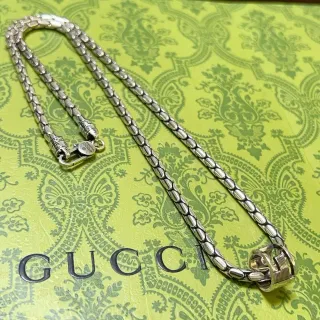Gucci Silver-Tone Textured Link Chain Necklace