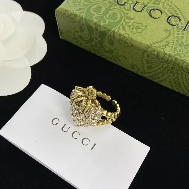 Gucci Strawberry Crystal-Encrusted Gold-Tone Rings 3