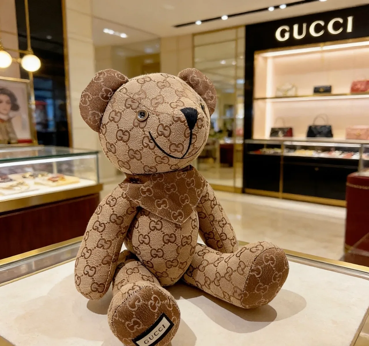 Gucci Teddy Bear Beige Brown GG Monogram Canvas Plush Silhouette Handbag 7