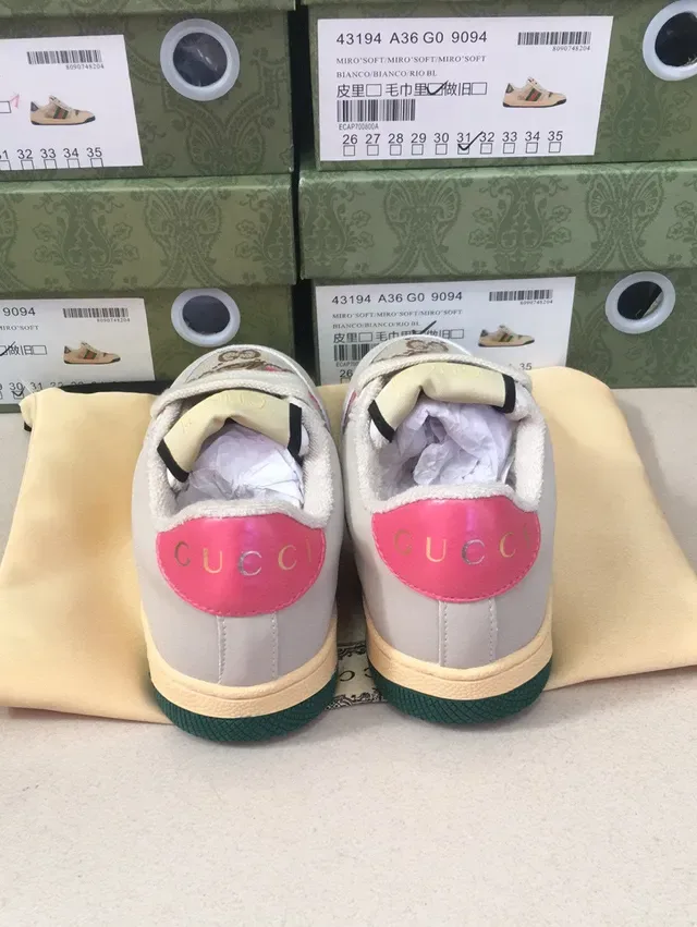 Gucci Tennis 1977 Beige Blue Red Green Striped Lifestyle Sneakers 8