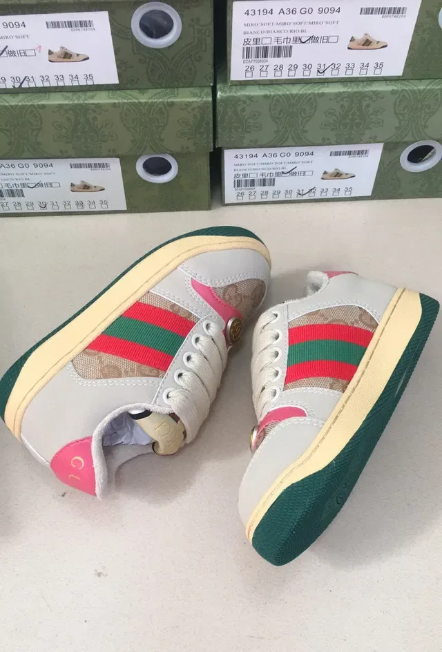 Gucci Tennis 1977 Beige Blue Red Green Striped Lifestyle Sneakers 11
