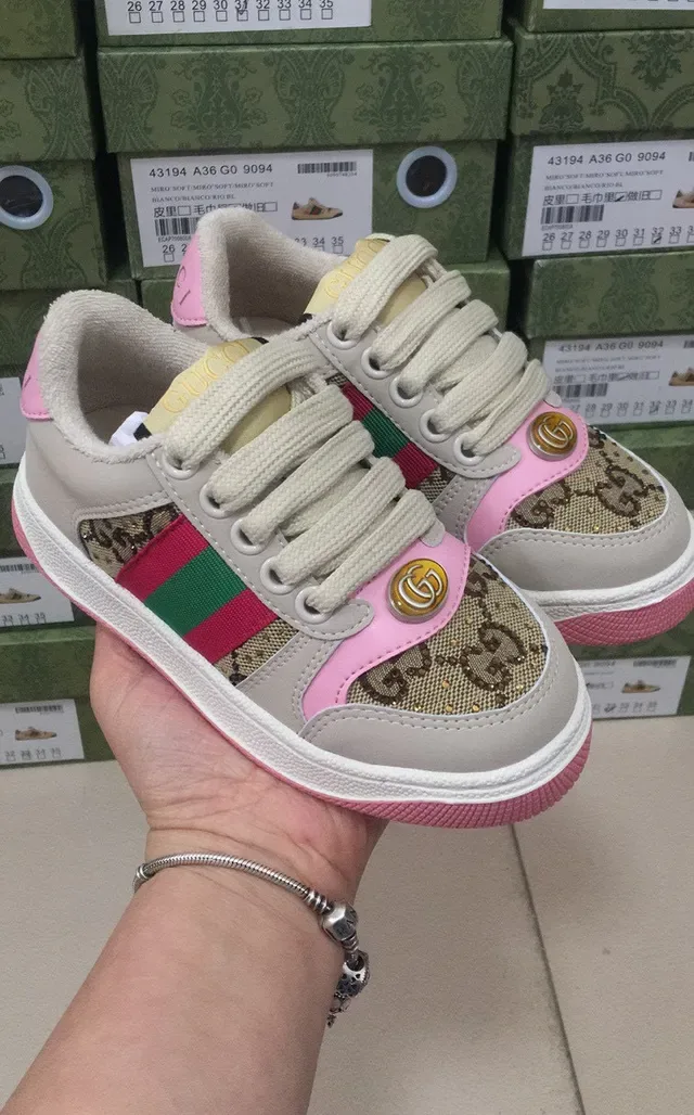 Gucci Tennis 1977 Beige Blue Red Green Striped Lifestyle Sneakers 20
