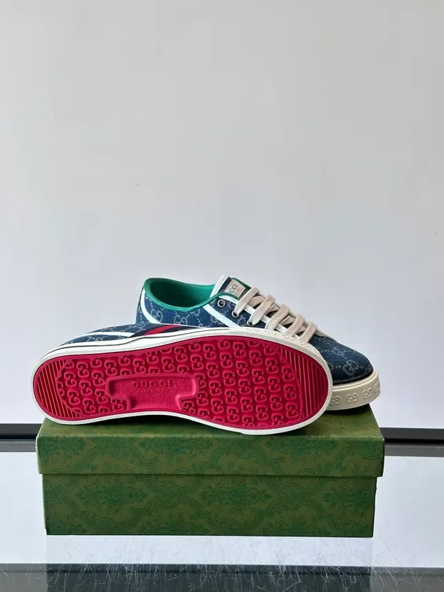 Sneakers Lifestyle Gucci Tennis 1977 Bleu Marine GG Monogram Canvas 2