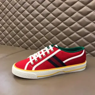 حذاء رياضي Gucci Tennis 1977 شريط أحمر شبكي قماش كانفاس نمط حياة