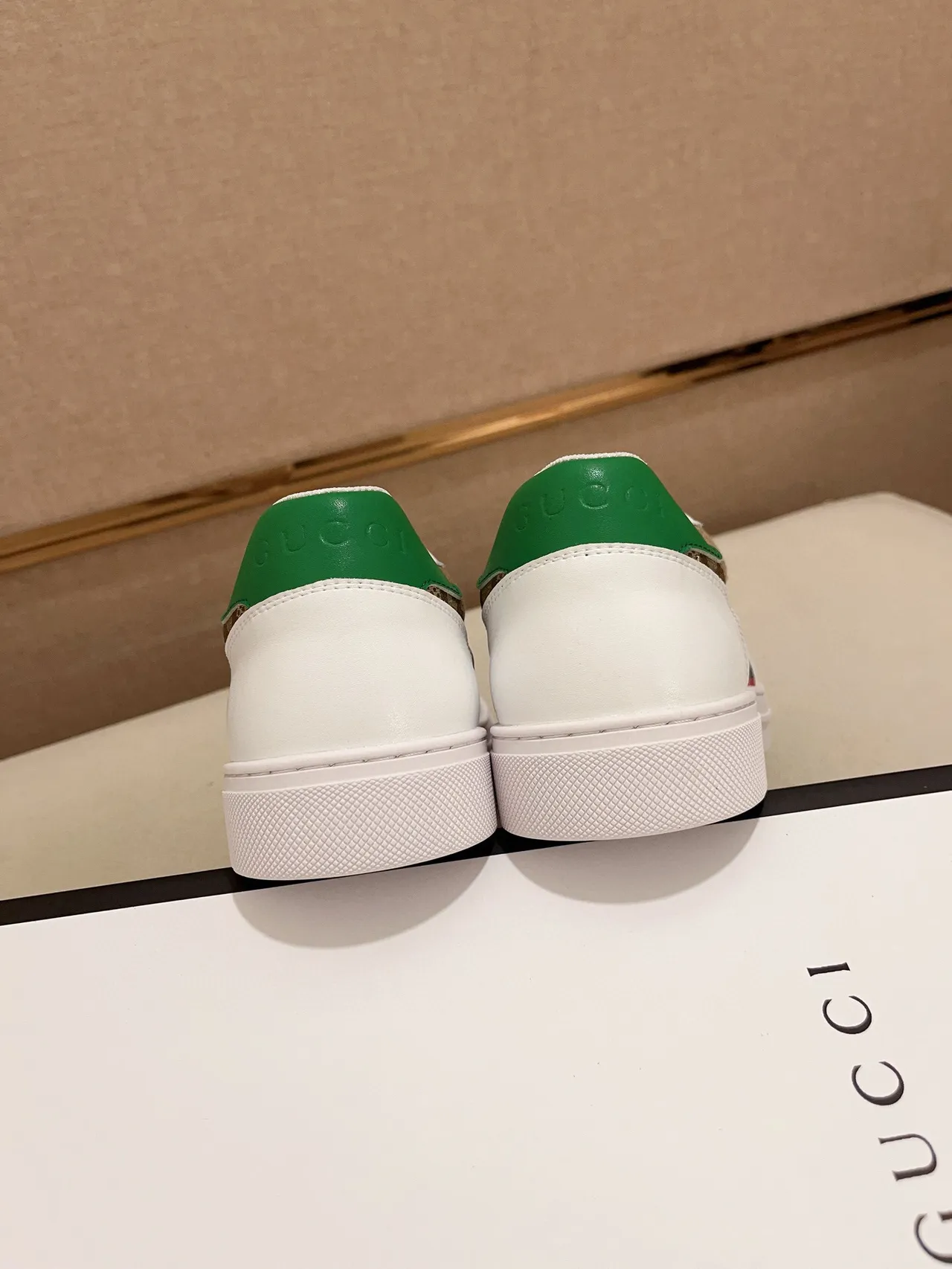 Gucci Tennis 1977 White Beige Green Red Lifestyle Sneakers 8