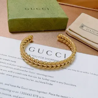 Gucci Twisted Rope Link Gold-Tone Open Cuff Bracelet