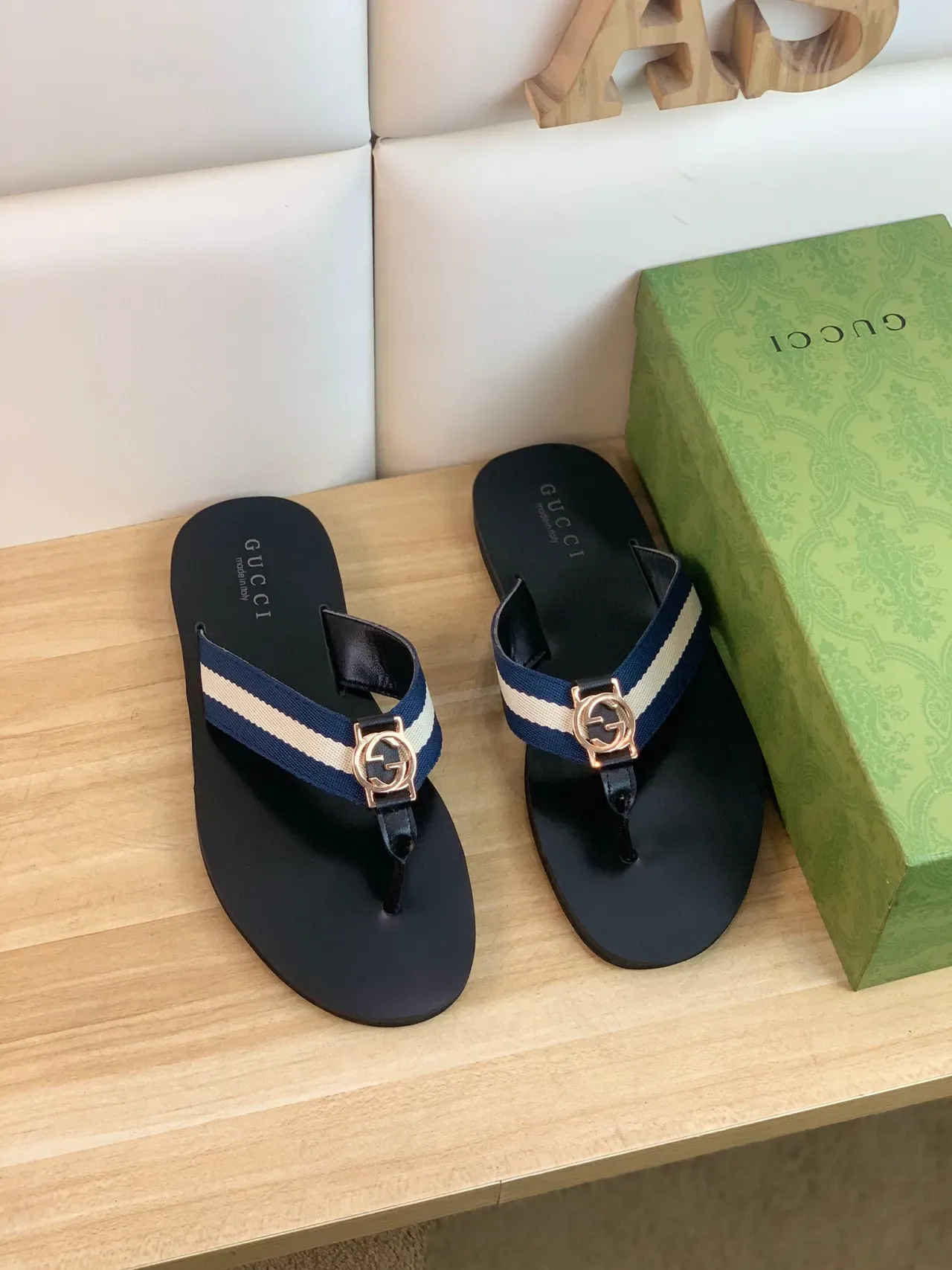 Gucci Web Stripe Interlocking G Buckle 黑色拖鞋 9