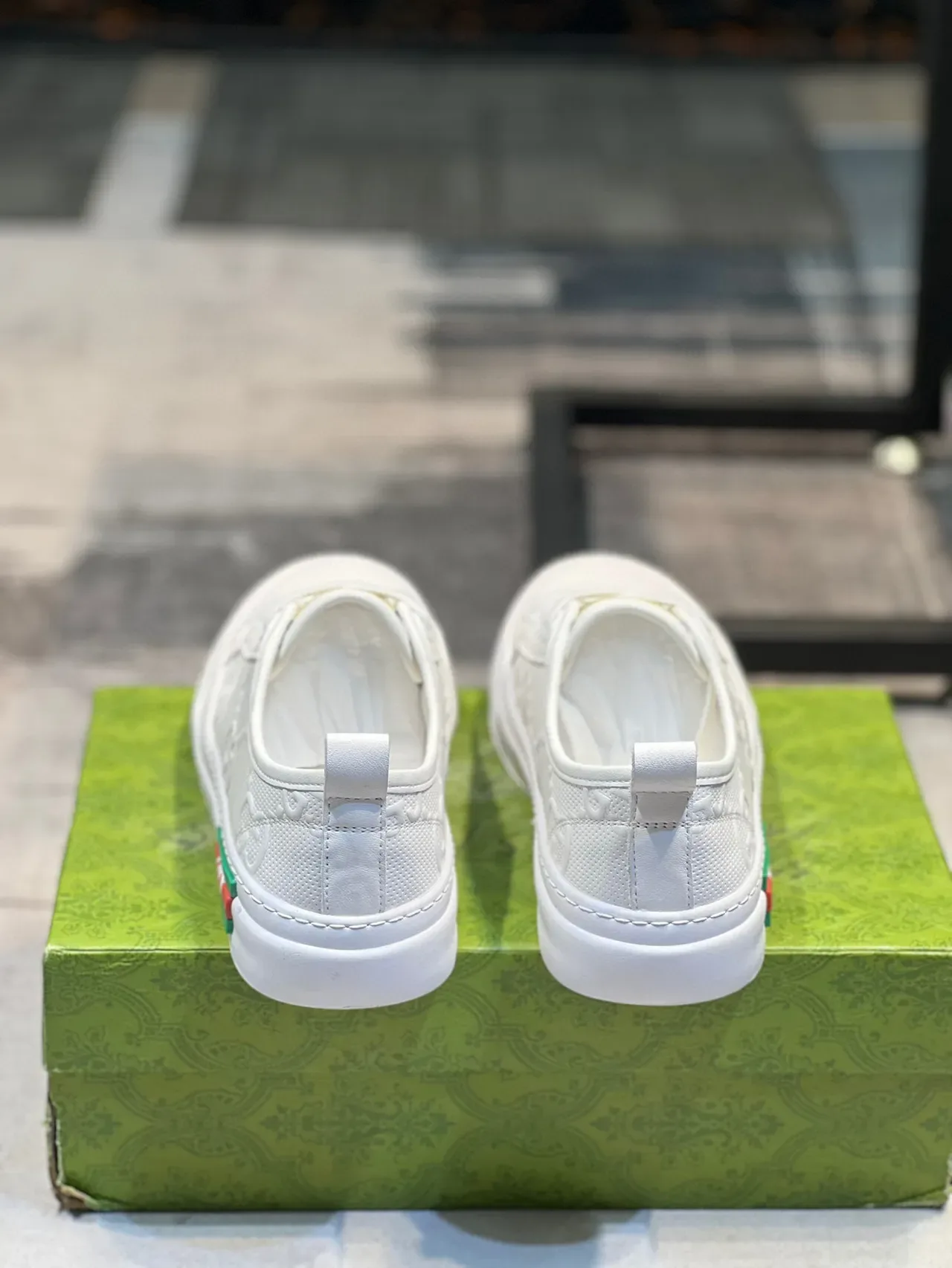 Gucci White Green Embossed GG Monogram Web Stripe Lifestyle Sneakers 2