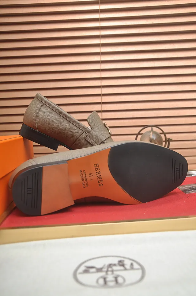 Hermès Beige Dorado Detalle Hebilla H Cuero Texturizado Mocasín 3