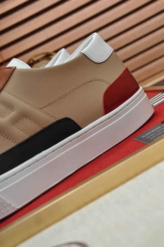 Hermès Beige White Low-Top Multi-Panel Leather Sneakers 2