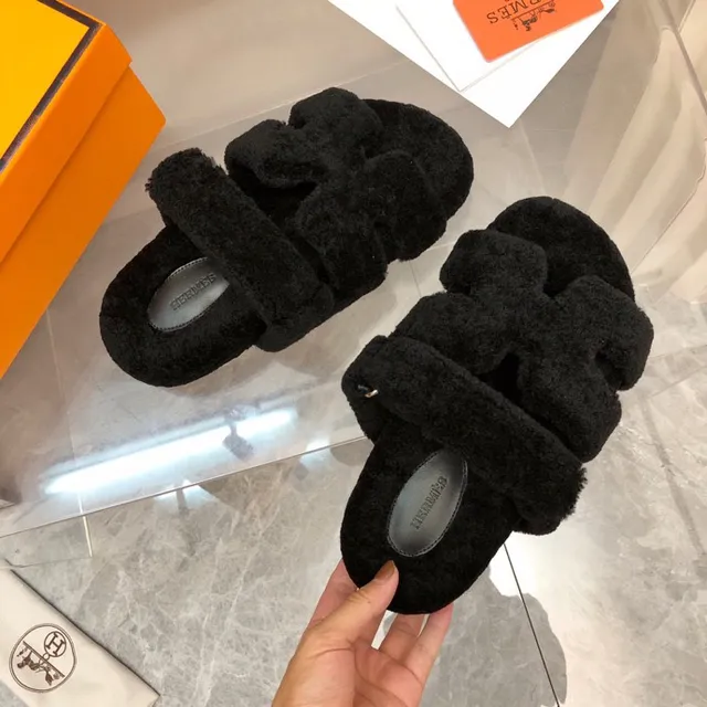 Hermès Black Fuzzy Shearling-Like Upper Double Wide Strap Slippers 3