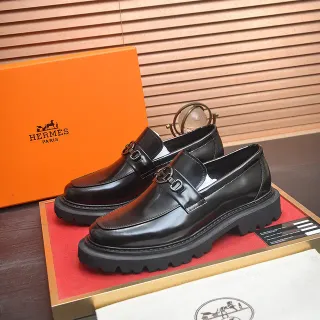 Hermès Black Polished Leather Horsebit Buckle Loafer