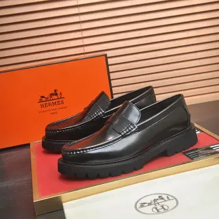 Hermès Mocassim Preto Couro Polido Costura Moc-Toe