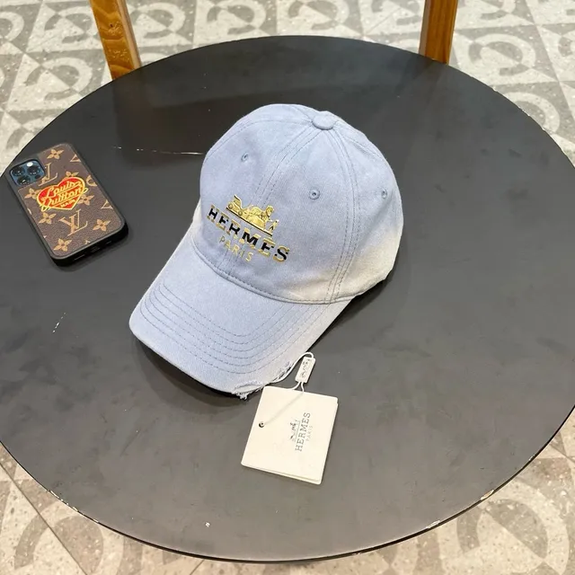 Hermès Blue Light Cotton Exterior Vibrant Interior Lining Baseball Cap 3