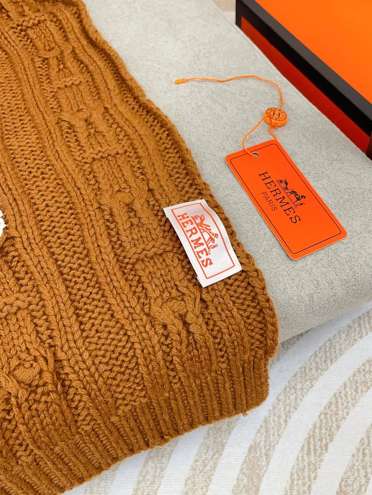 Hermès Cable Knit Scarf Brown Blue Chain-Link Pattern Cashmere Scarf 9