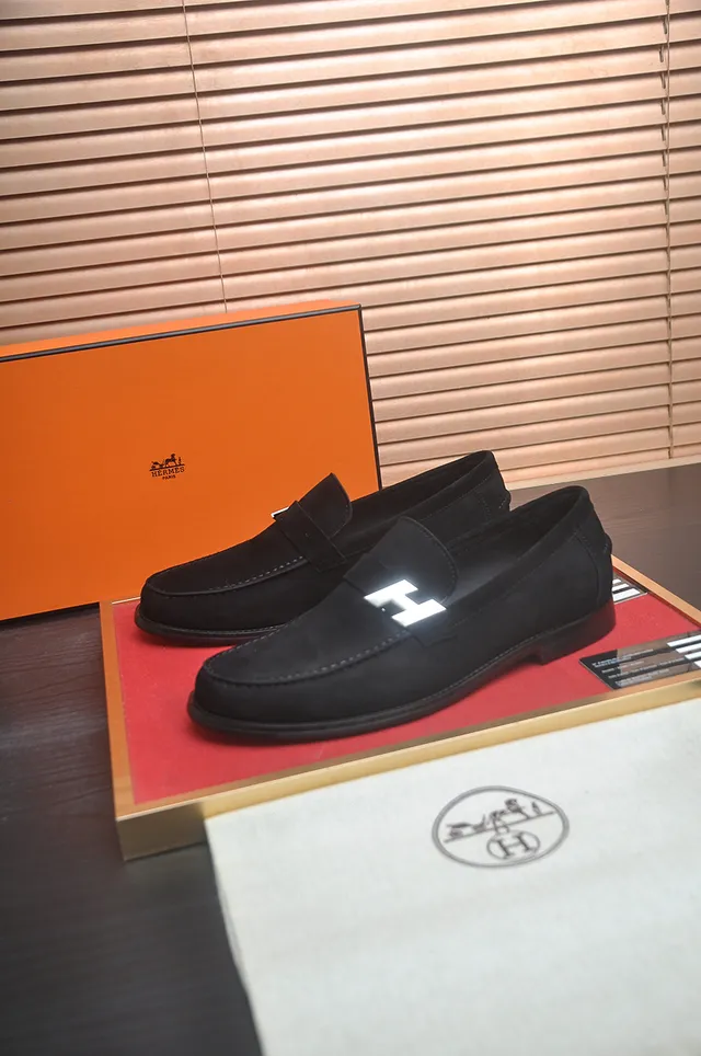 Hermès H Logo Mocassim Preto Camurça Homens Mocassim 4