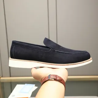 Hermès Loafer Moccasin Costurado no Vamp com Suede Navy White