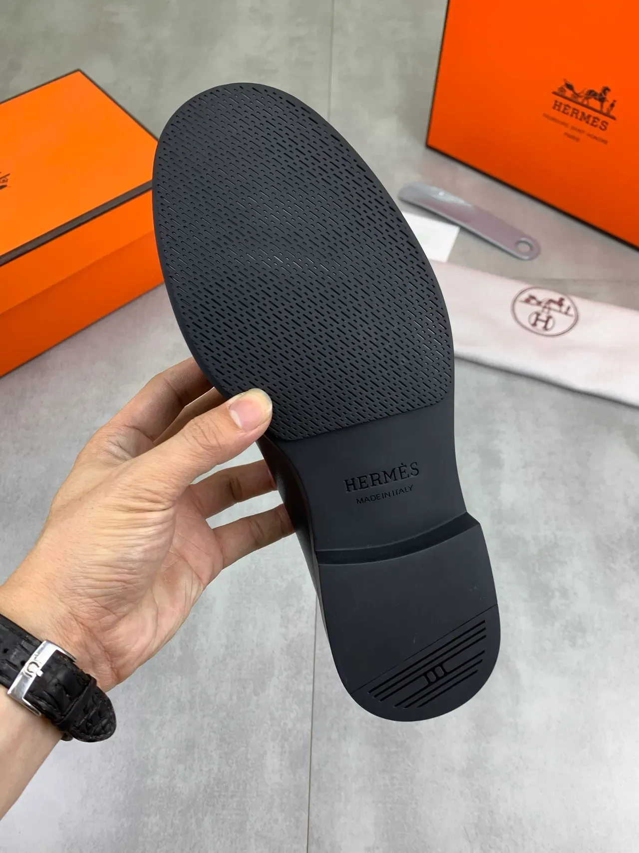 Hermès Oran لوفرز سوداء جلدية H-Buckle 4