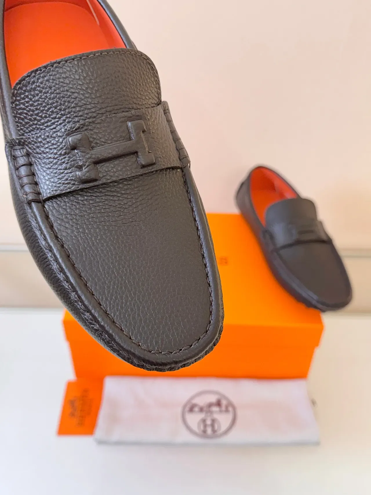 Hermès Oran Marrom Laranja Couro granulado Tira com fivela H Mocassim 3