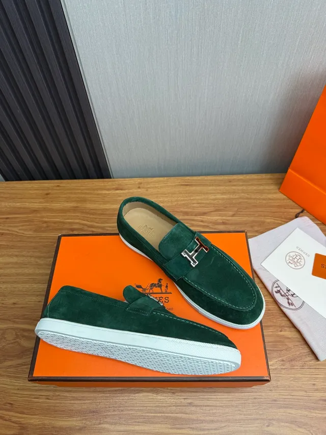 Hermès Oran Vert Blanc Daim Supérieur sangle à boucle H Mocassin 6