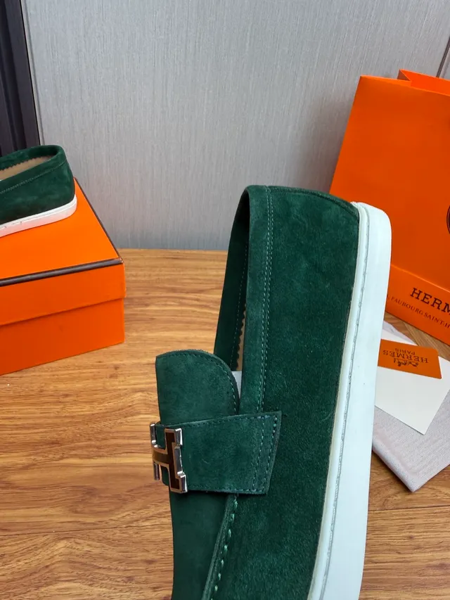 Hermès Oran Vert Blanc Daim Supérieur sangle à boucle H Mocassin 8